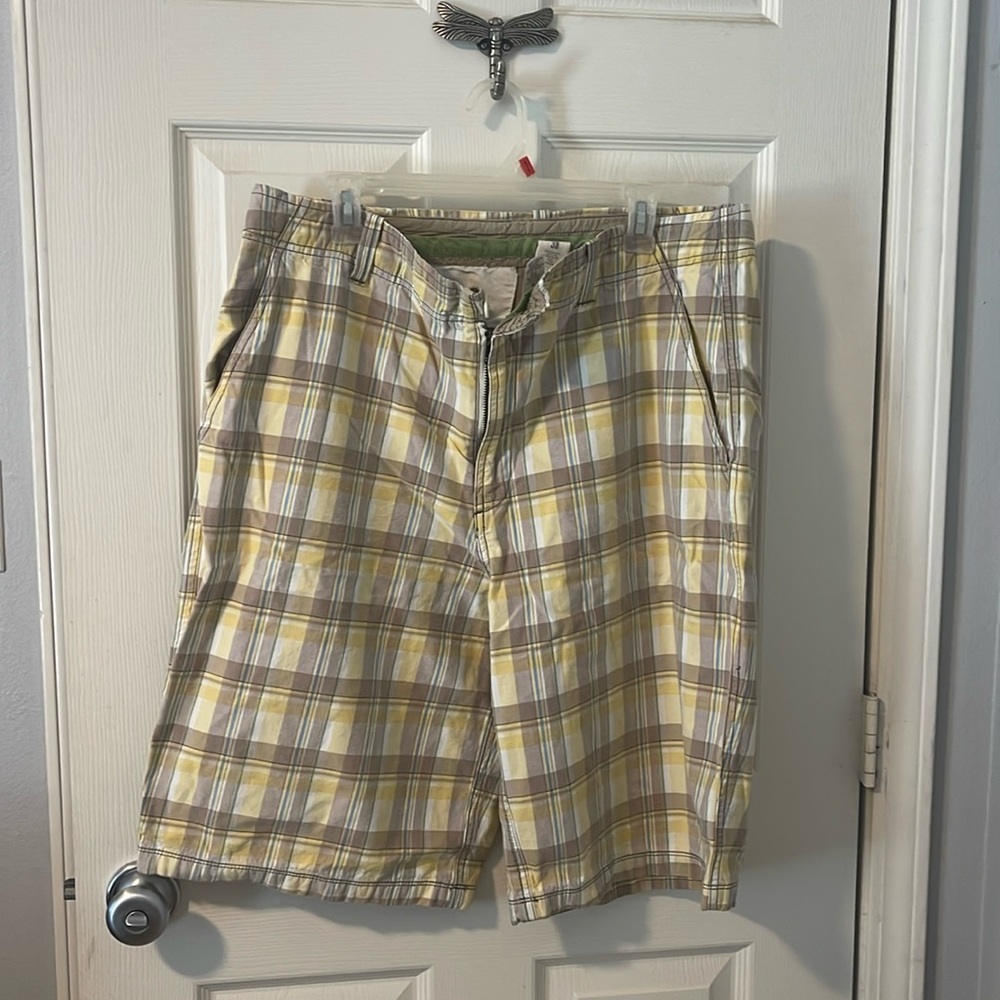 Men’s shorts multi color